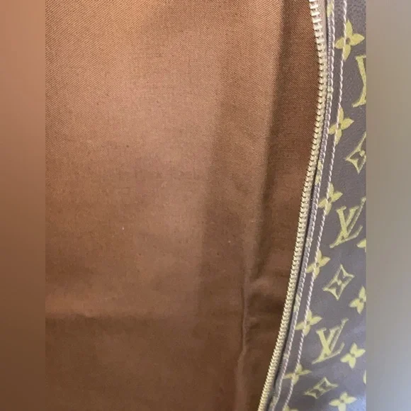 Vintage Louis Vuitton French Paper Tag Garment Bag. 2​​​​​​​​​​​​
